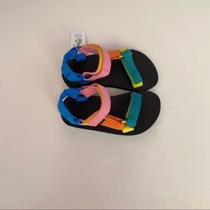 NWOB TEVA ORIGINAL UNIVERSAL 90S MULTI KIDS